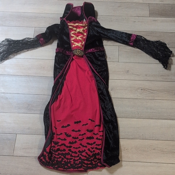 Girls Vampire Costume - Picture 1 of 3